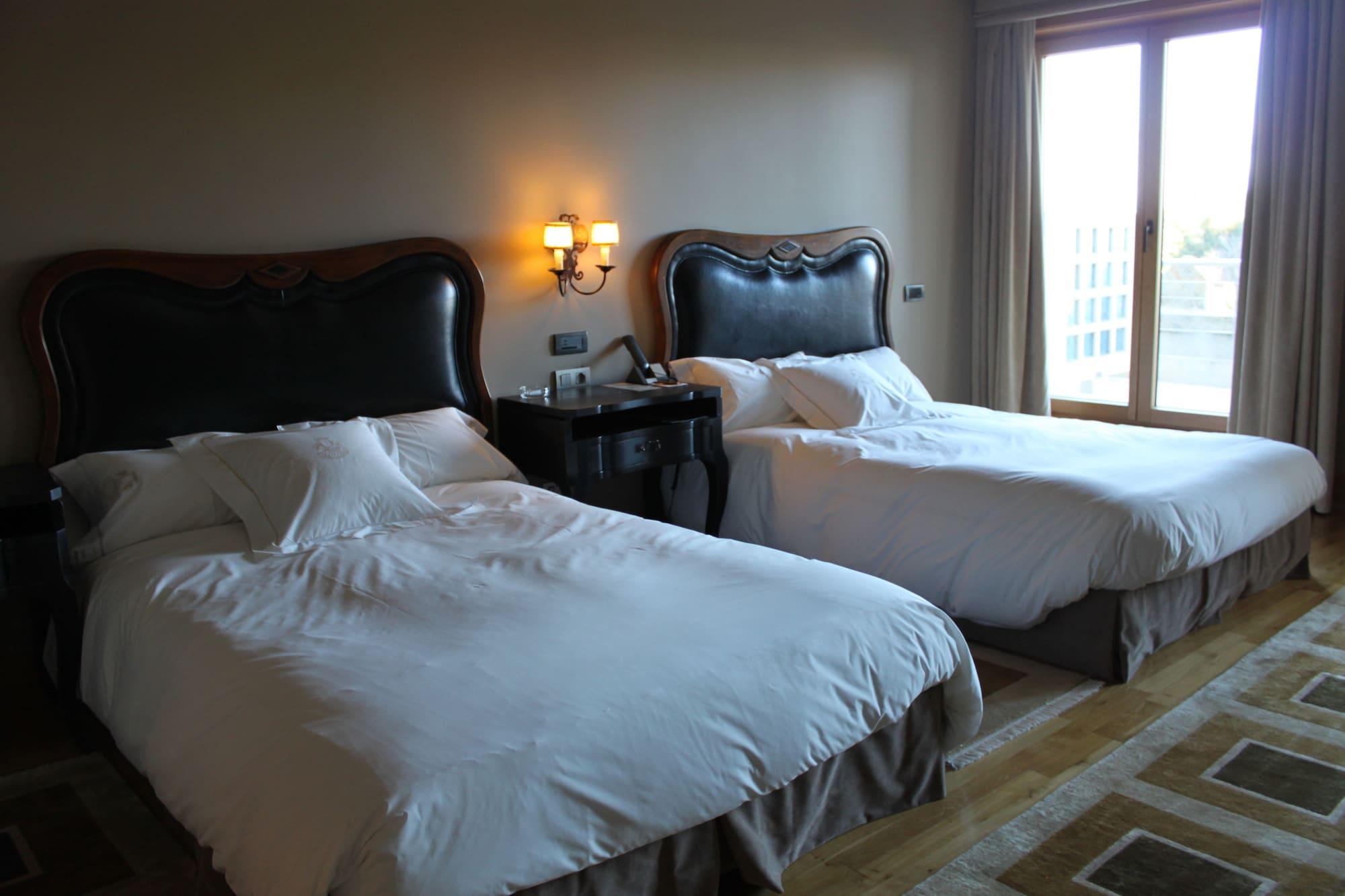 Pazo Los Escudos Hotel Spa & Resort Vigo Ngoại thất bức ảnh A room at the hotel
